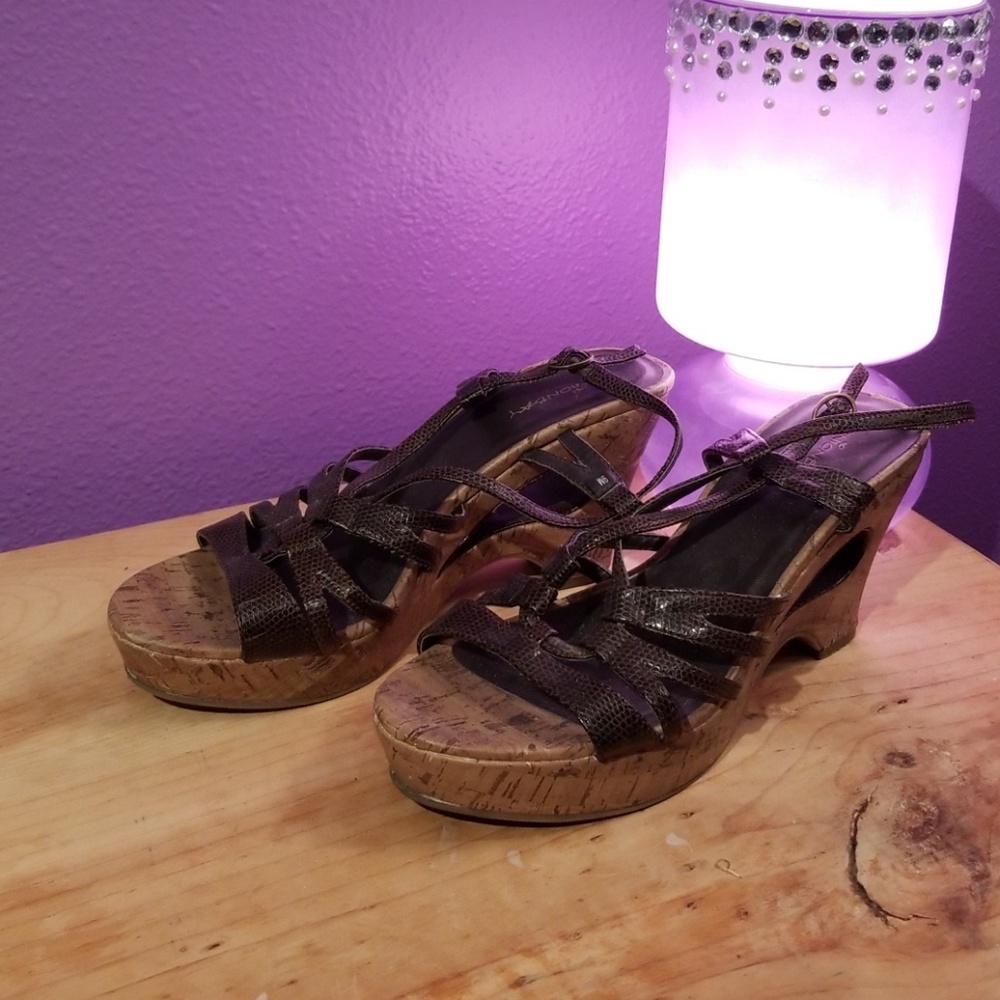 Buy 1 - Get 1 FREE: Wood / cork wedge sandals